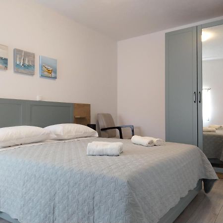 Apartman Catarina Vrsar Ngoại thất bức ảnh